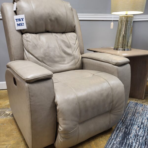 leather power recliner w/ power headrest