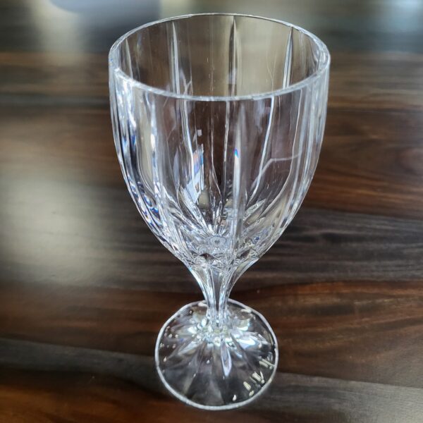 set of 4 crystal wine glasses