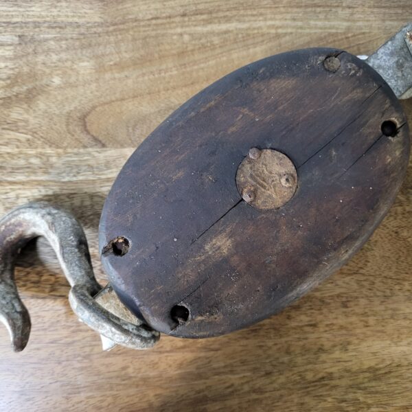 antique pully