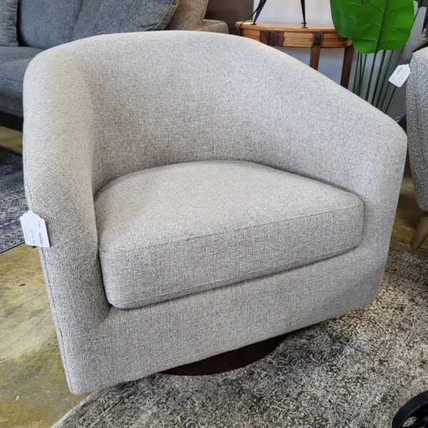 ginger swivel chair