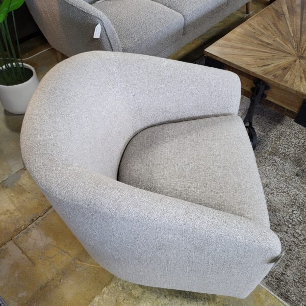 ginger swivel chair