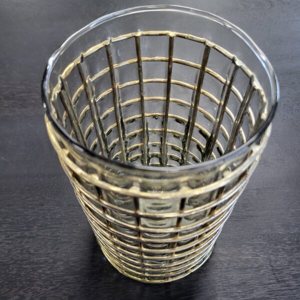 metal frame vase