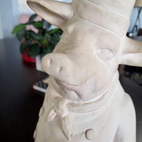 large chef pig statue