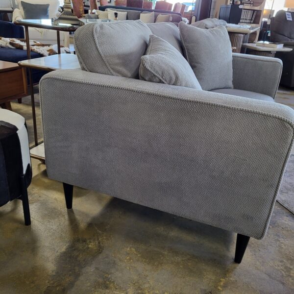 dove mod loveseat